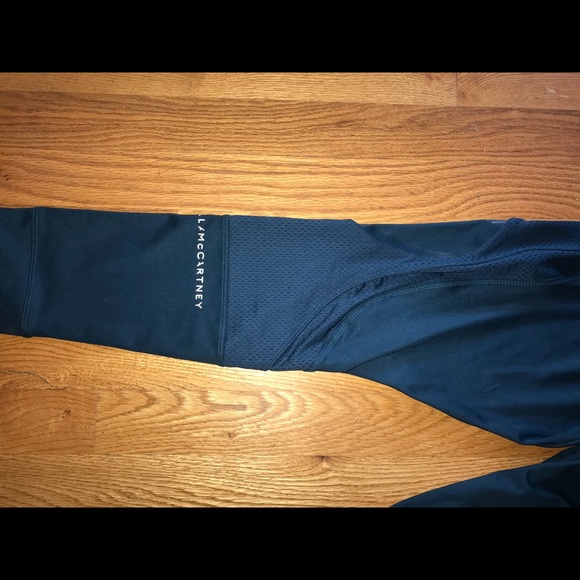 Workout tights - Picture 3 of 3